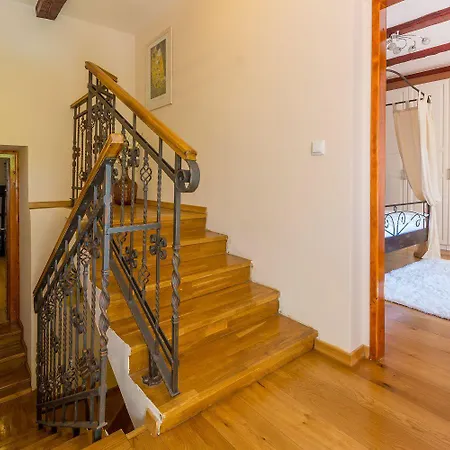 Hundefreundliche Mit 3 Klimaanlagen, Privatpool, Grill, Waschmaschine, Heizung *