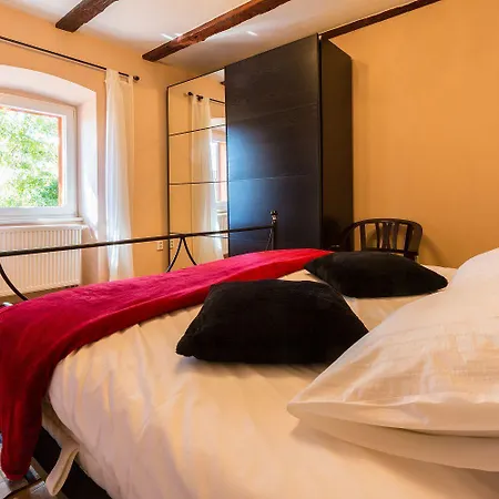 Hundefreundliche Mit 3 Klimaanlagen, Privatpool, Grill, Waschmaschine, Heizung * Krizisce