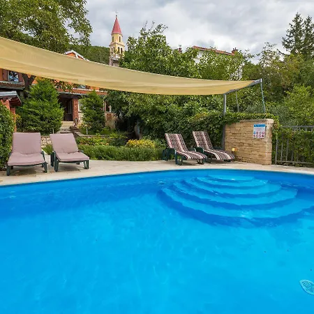 Hundefreundliche Mit 3 Klimaanlagen, Privatpool, Grill, Waschmaschine, Heizung