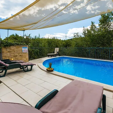 Hundefreundliche Mit 3 Klimaanlagen, Privatpool, Grill, Waschmaschine, Heizung * Krizisce
