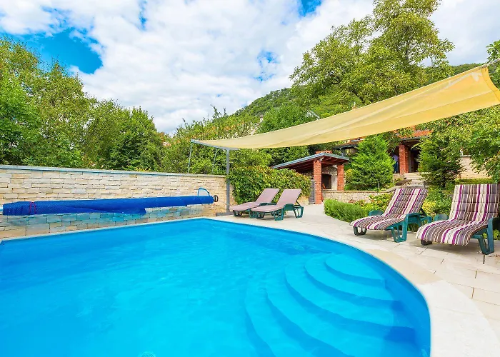 Tatil Evi Hundefreundliche Mit 3 Klimaanlagen, Privatpool, Grill, Waschmaschine, Heizung Krizisce