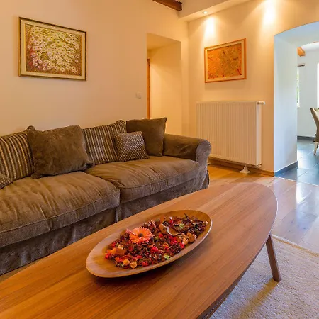 Casa de Férias Hundefreundliche Mit 3 Klimaanlagen, Privatpool, Grill, Waschmaschine, Heizung Krizisce