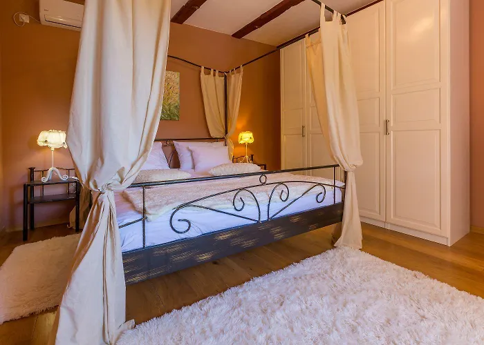 Holiday home Hundefreundliche Mit 3 Klimaanlagen, Privatpool, Grill, Waschmaschine, Heizung *